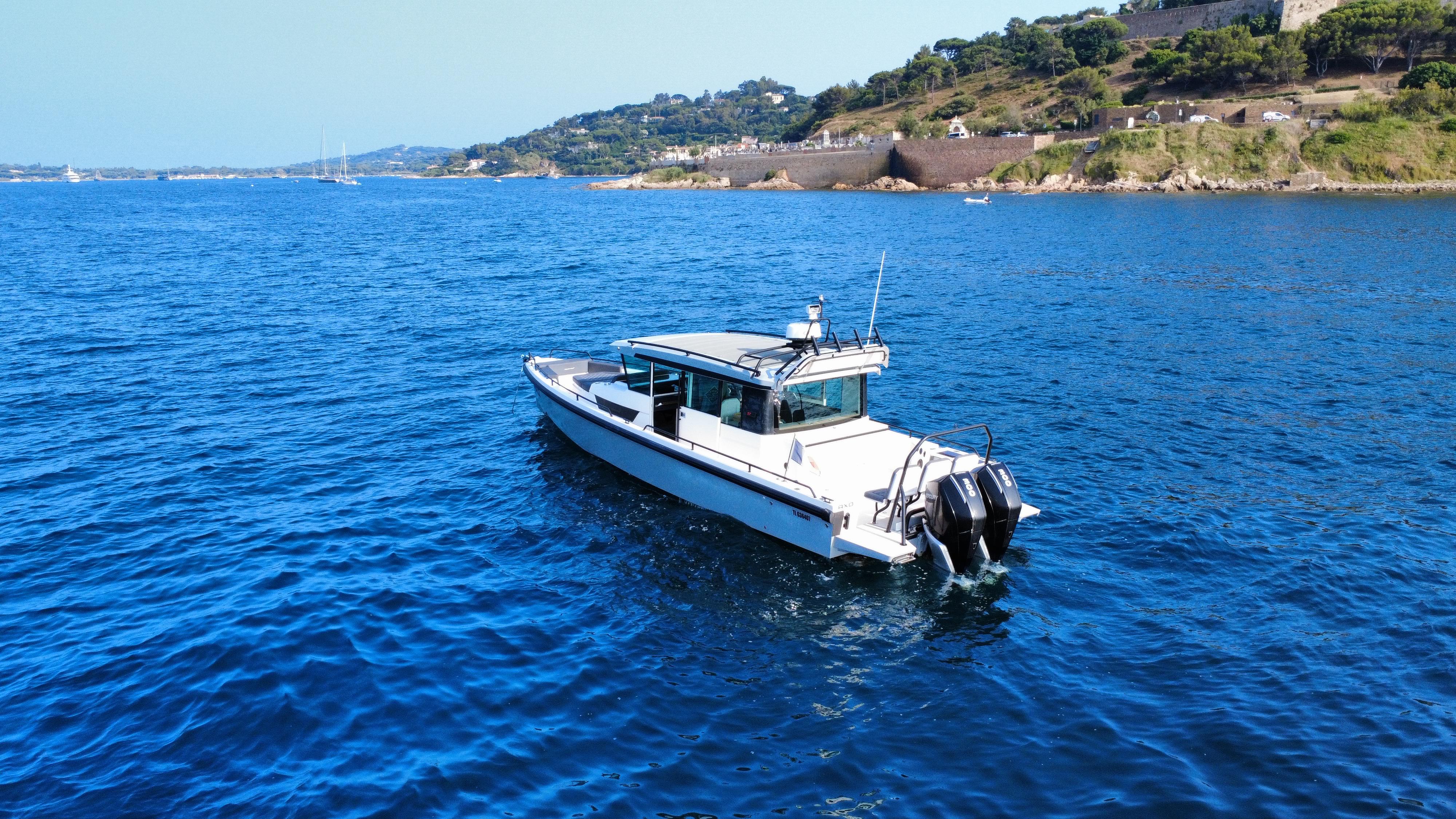 Axopar premium en mer